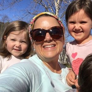 Meet your Posher, Whitney